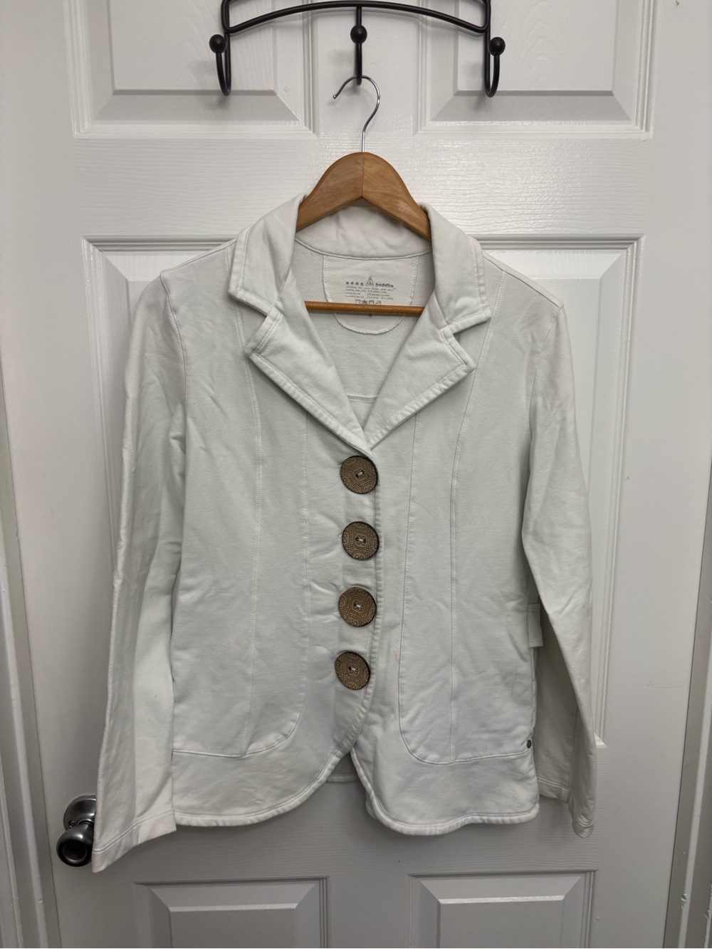 neon buddha White Button-Front 1990s-Vibe Jacket w/Oversized Wood Buttons